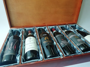 6 BOTTLES ITALIAN FINE WINE IN A WOODEN SILK BOX