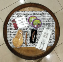 Load image into Gallery viewer, WINE ENTHUSIAST GIFT BOX