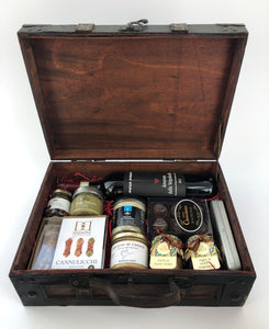 THE CONNOISSEUR SUITCASE