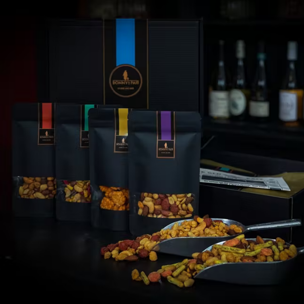 BONNY & PAIT COCKTAIL NUTS AND BITES GIFTBOX